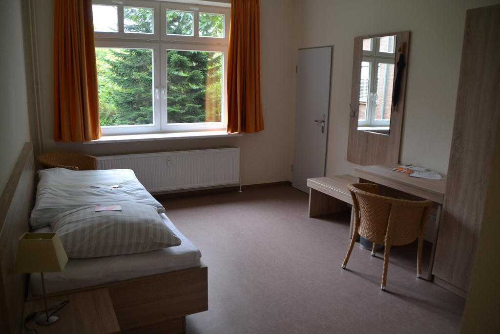 Christian Jensen Kolleg Und Gaestehaeuser Breklum Room photo